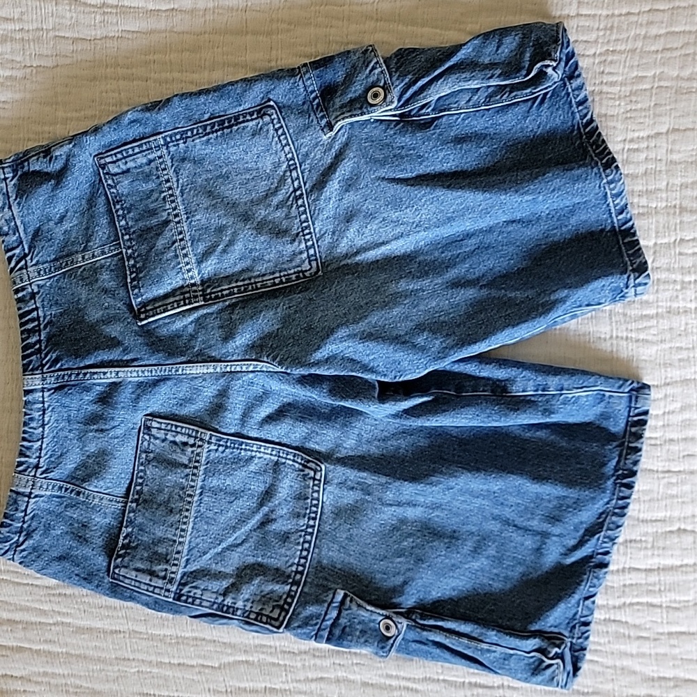 Free People Blue Denim Cargo Jean Shorts - Picture 5 of 9